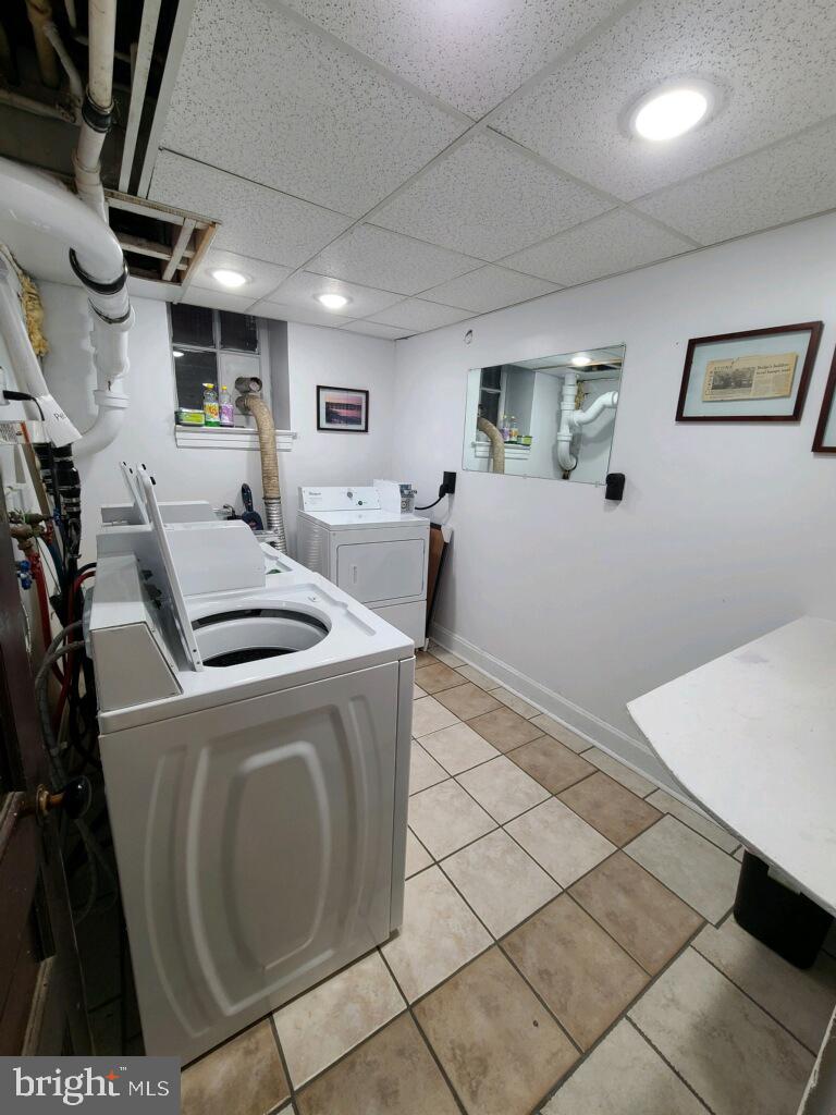 901 N FRONT ST #2F