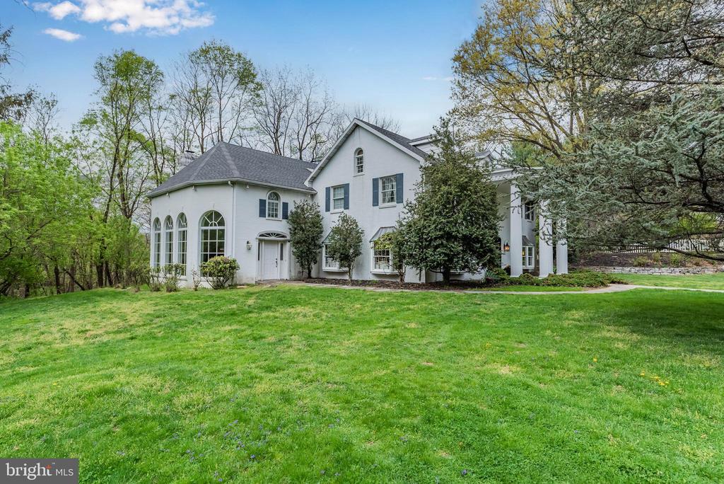 1485 Fairmont Dr