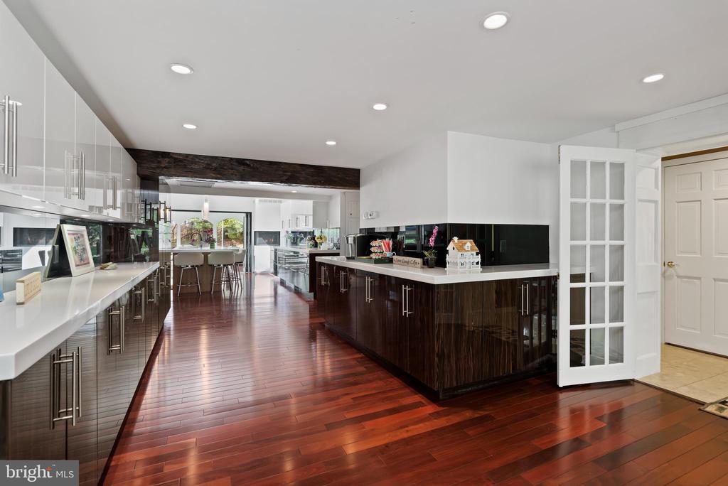 1485 Fairmont Dr