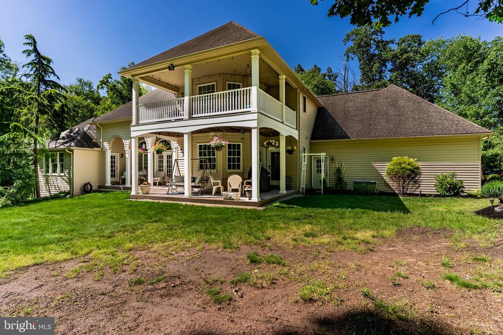 1760 White Oak Cir