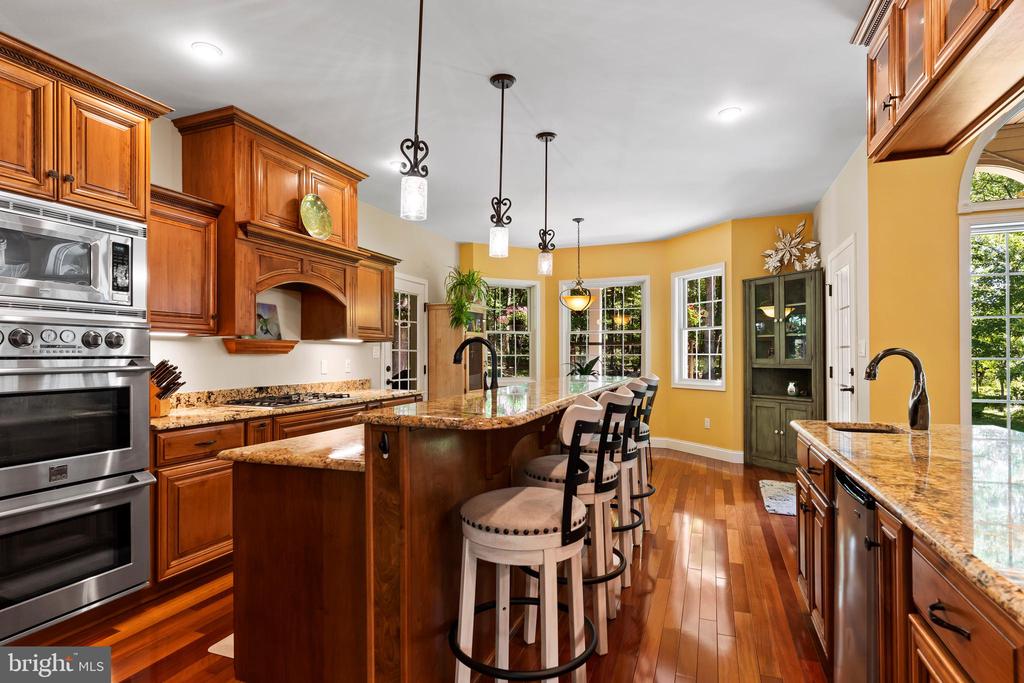 1760 White Oak Cir