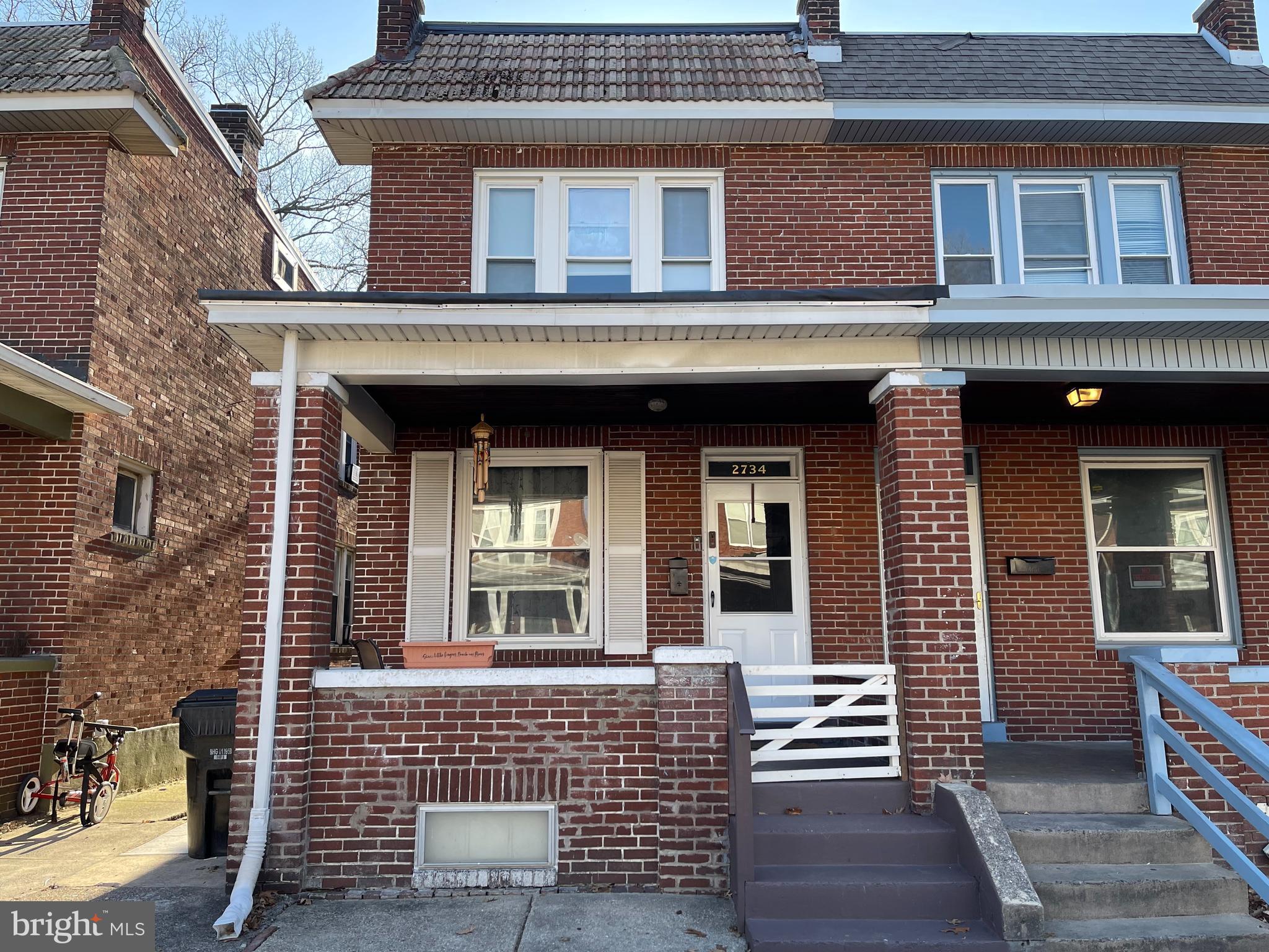 2734 Reel St
