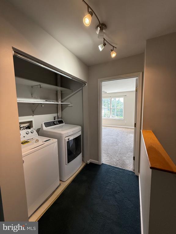 1904 DAYBREAK CIR