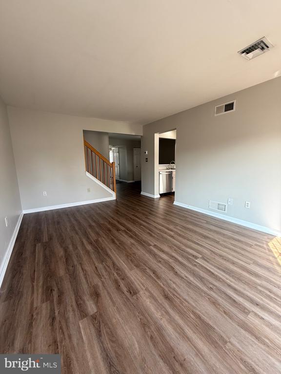 1904 DAYBREAK CIR