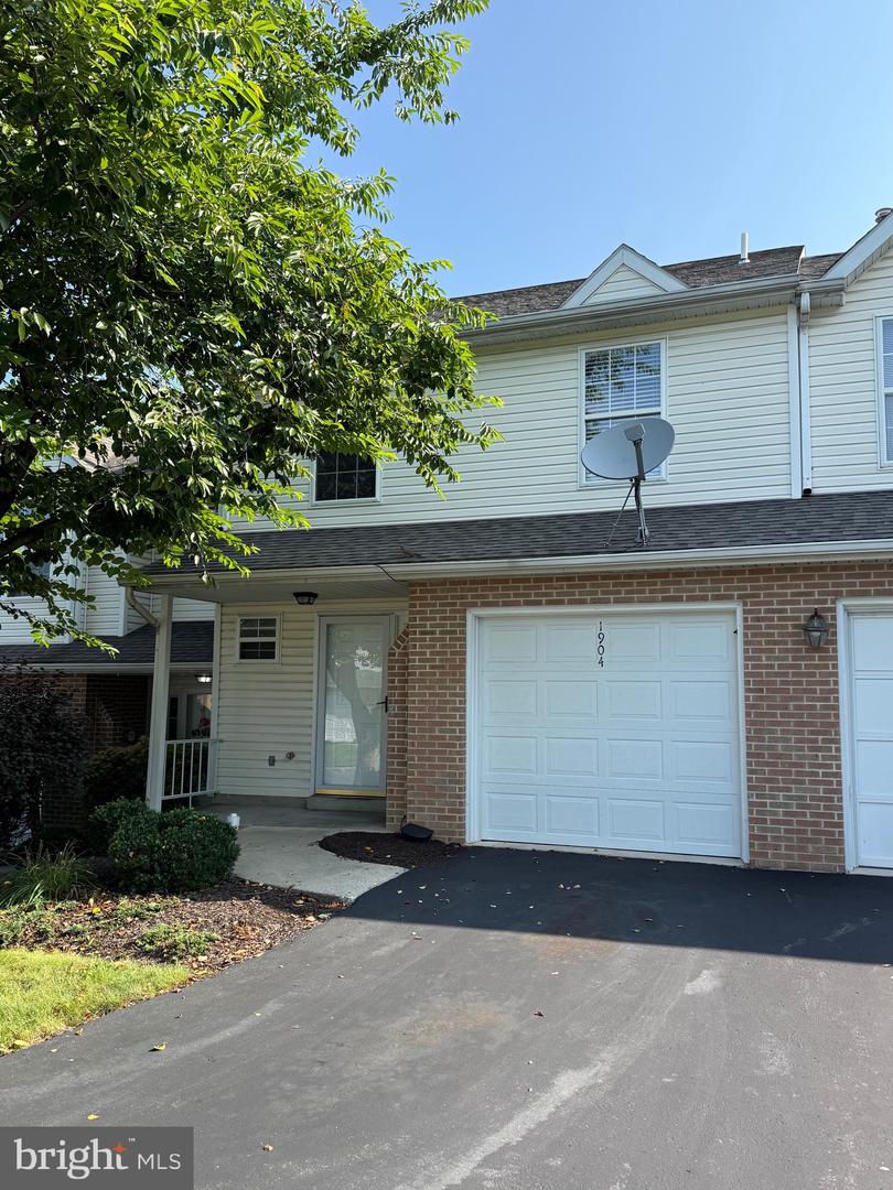 1904 DAYBREAK CIR