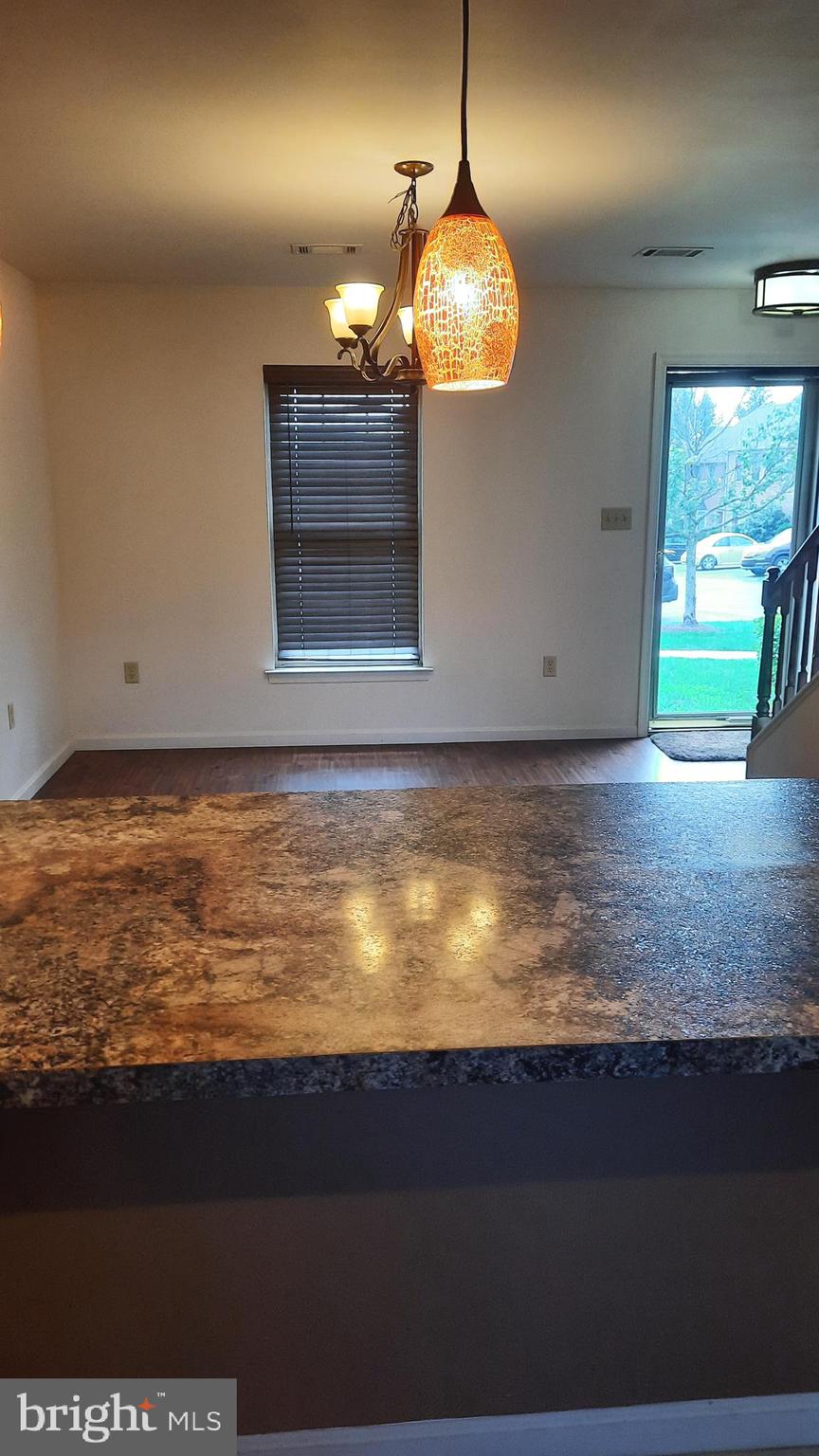 137 HUNTERS RIDGE DR