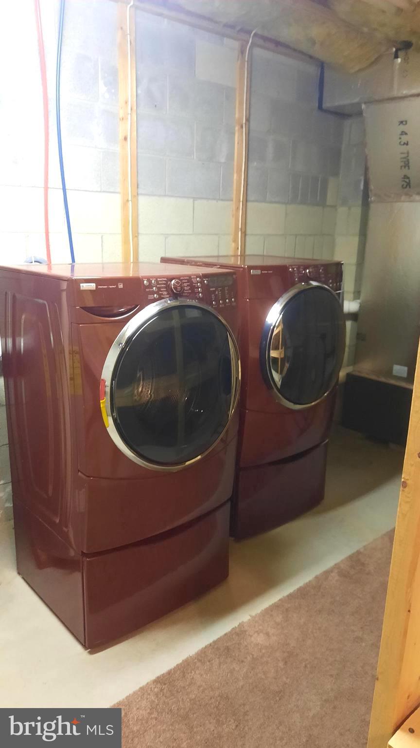 137 HUNTERS RIDGE DR