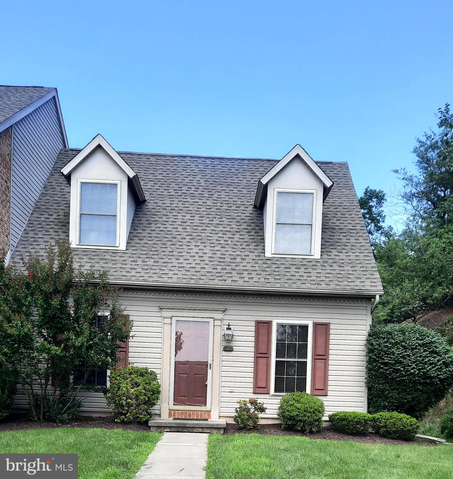 137 HUNTERS RIDGE DR