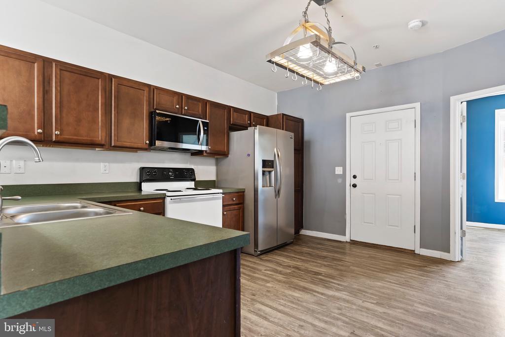 1625 N 4TH STREET