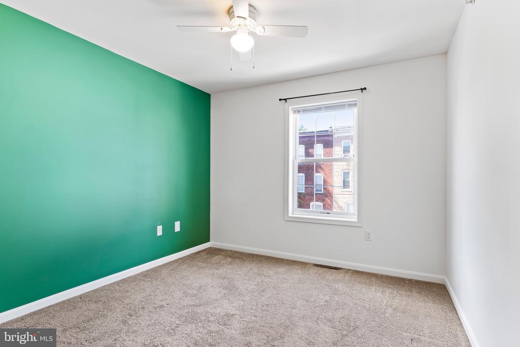 1625 N 4TH STREET