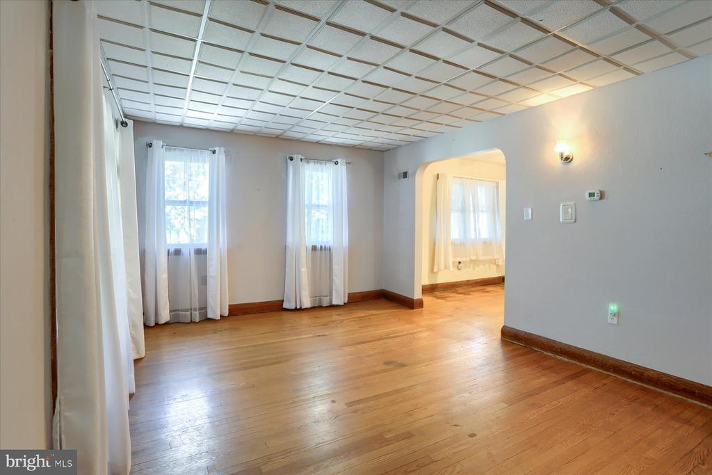 51 S 46TH STREET