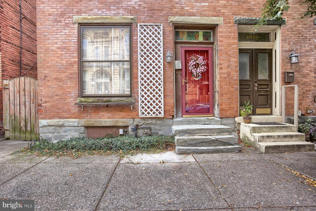1824 GREEN STREET