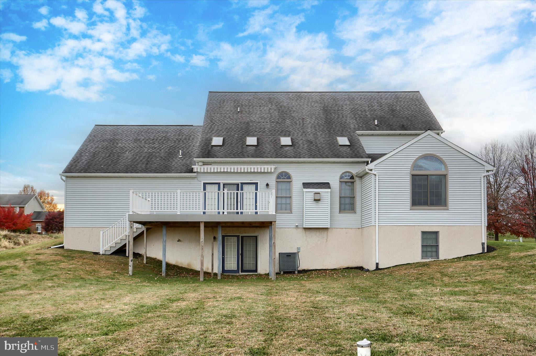 1195 CHERRINGTON LANE