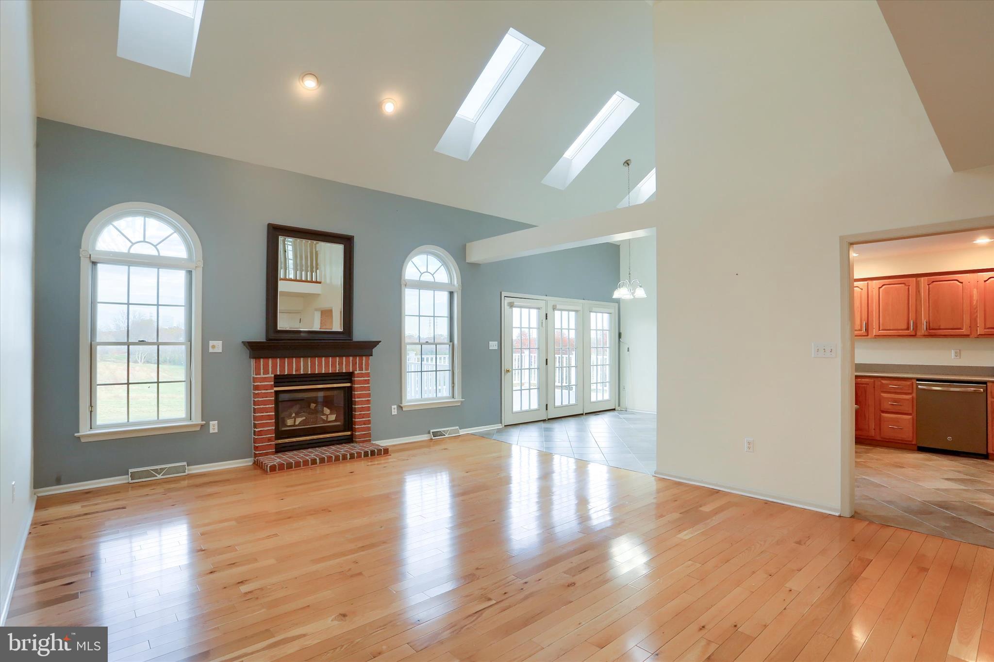 1195 CHERRINGTON LANE