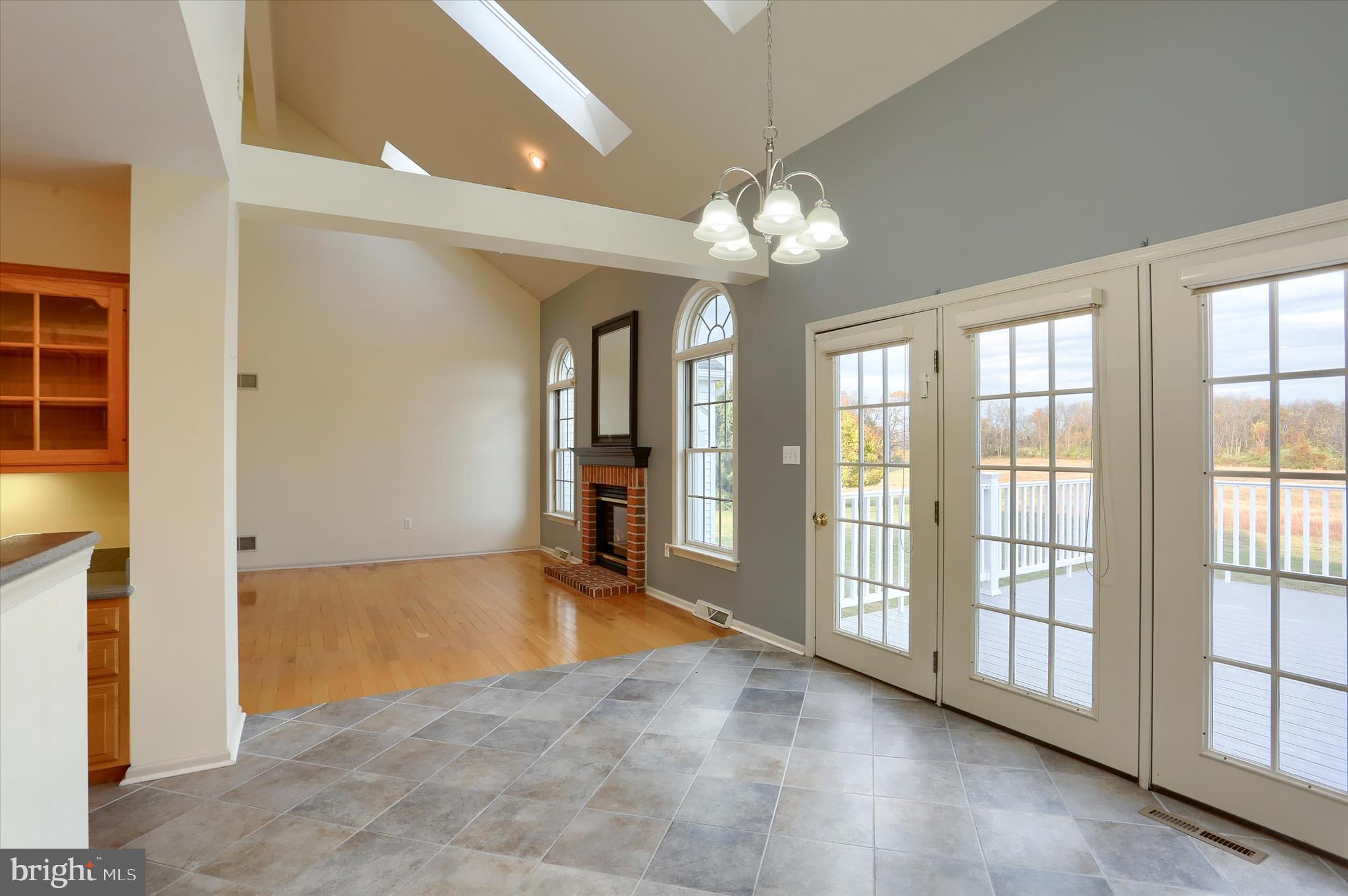 1195 CHERRINGTON LANE