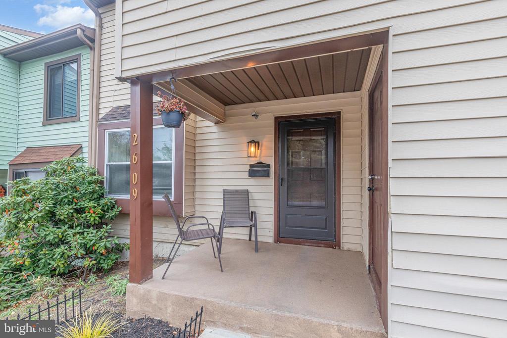 2609 CRANBERRY CIRCLE