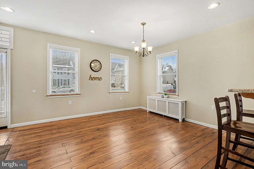 126 E MARKET STREET