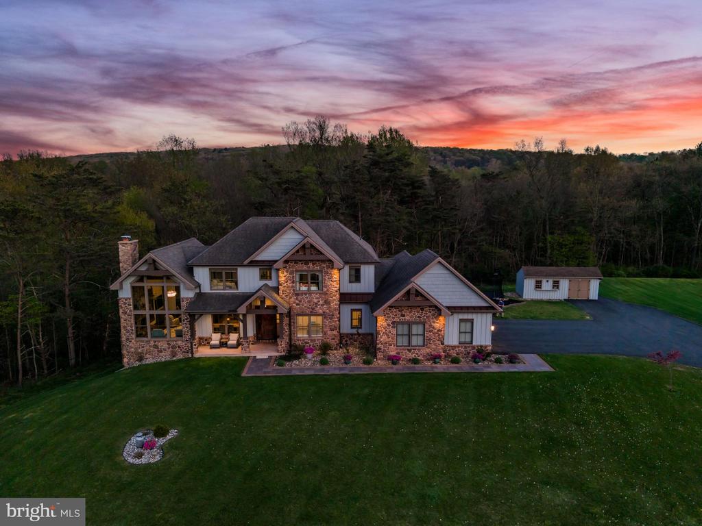 7111 FISHING CREEK VALLEY