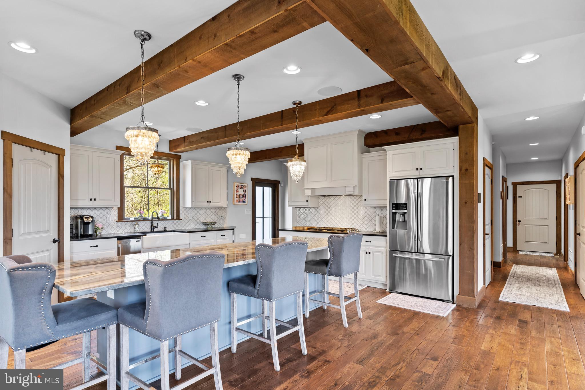 7111 FISHING CREEK VALLEY