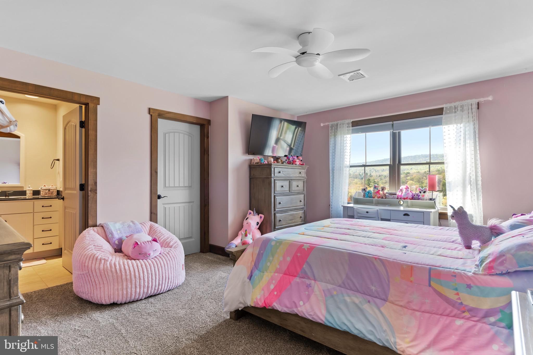 7111 FISHING CREEK VALLEY