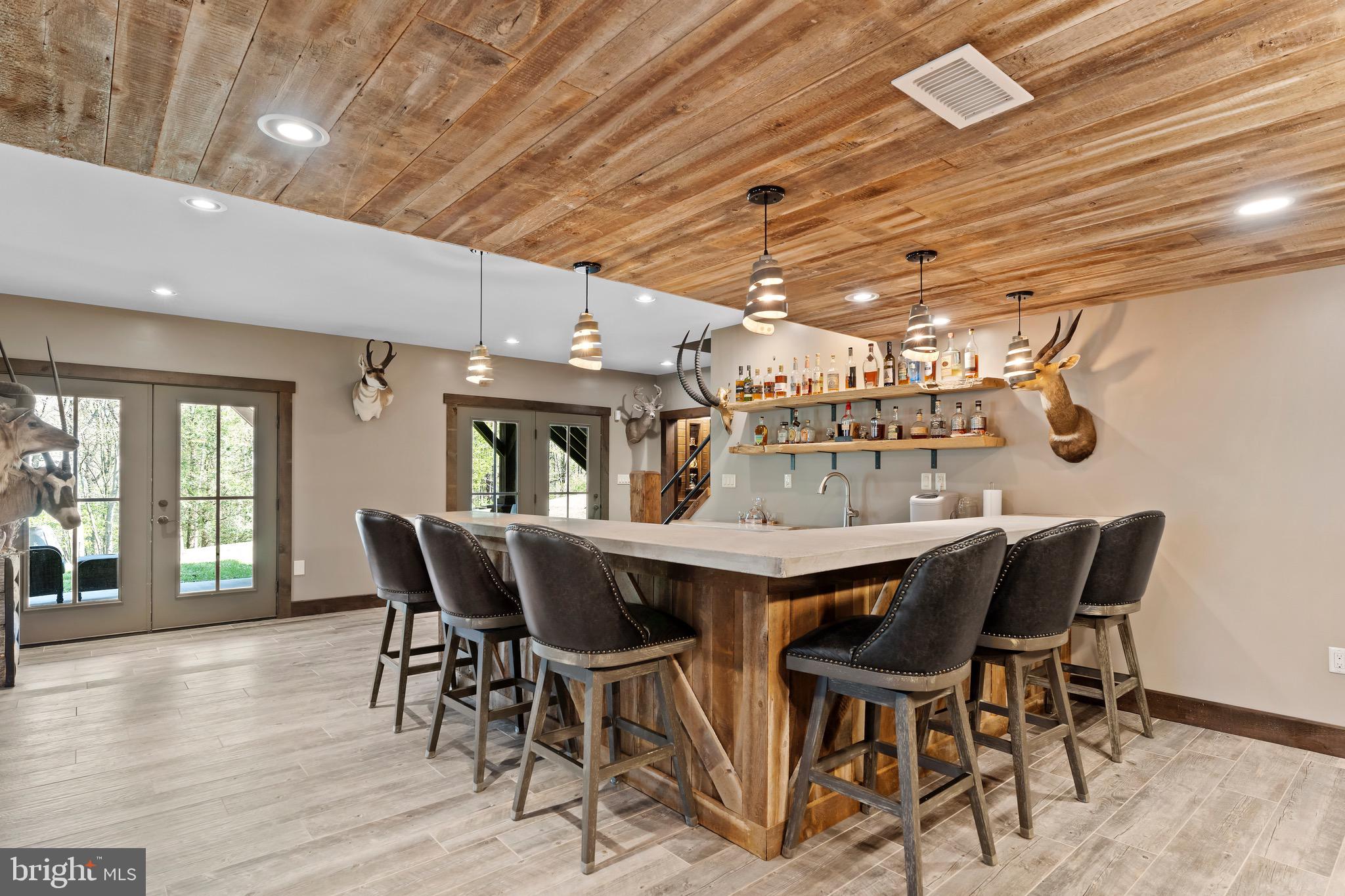 7111 FISHING CREEK VALLEY