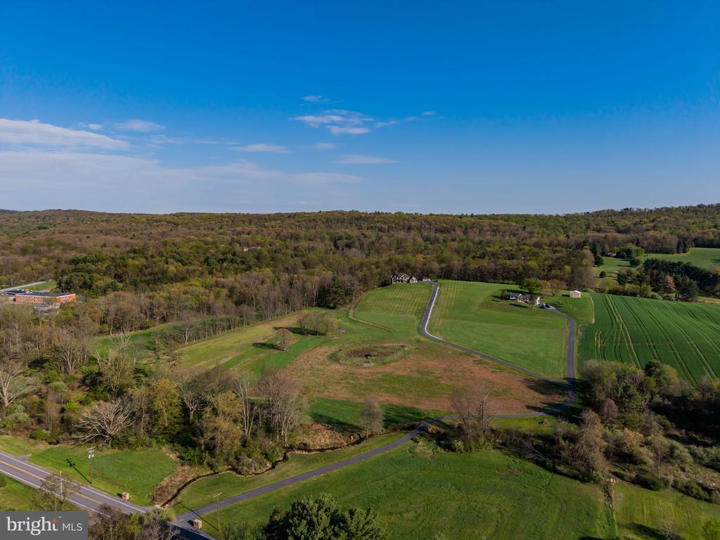 7111 FISHING CREEK VALLEY