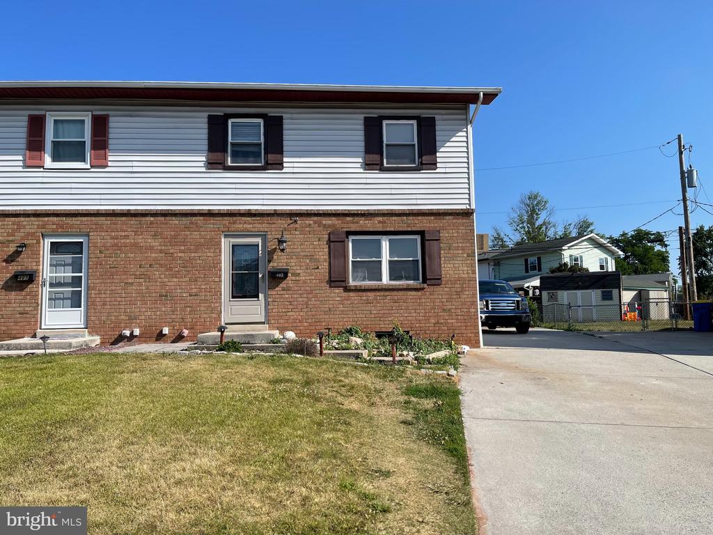487 PLANE STREET