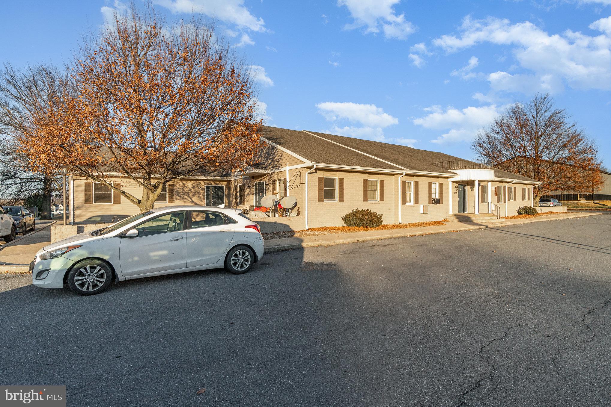 5075 Lincoln Way East