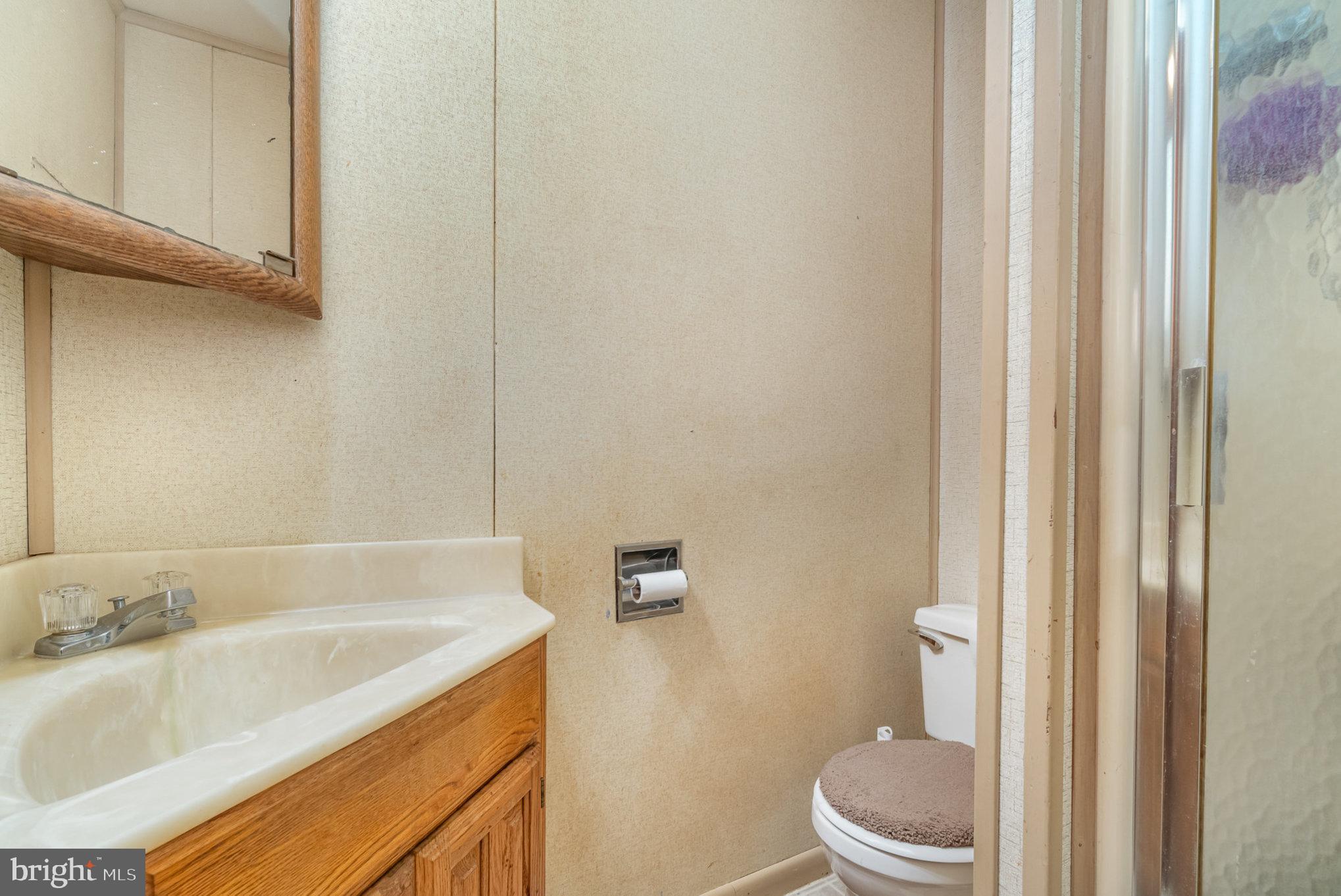 5075 Lincoln Way East