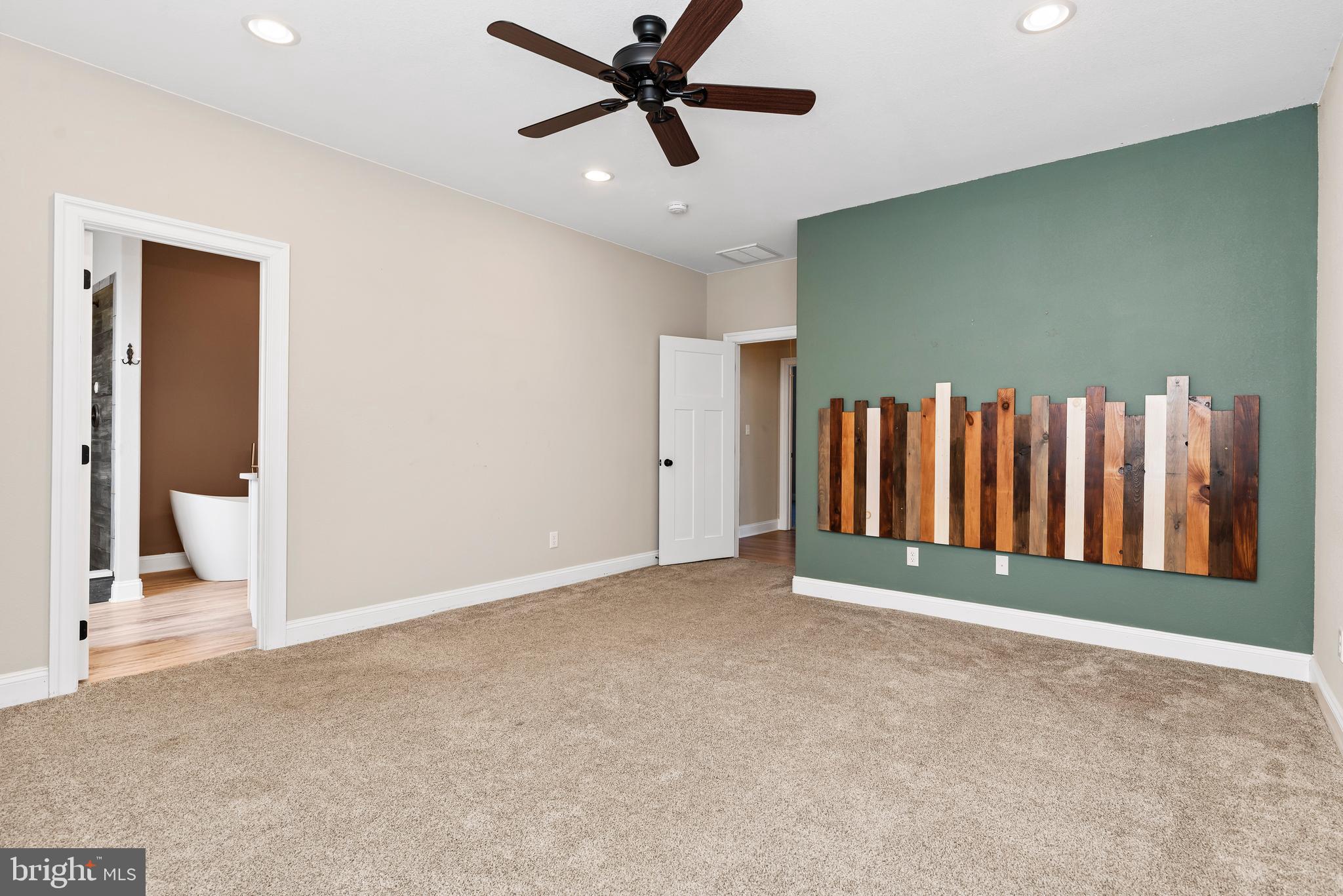 240 Stony Point Ave