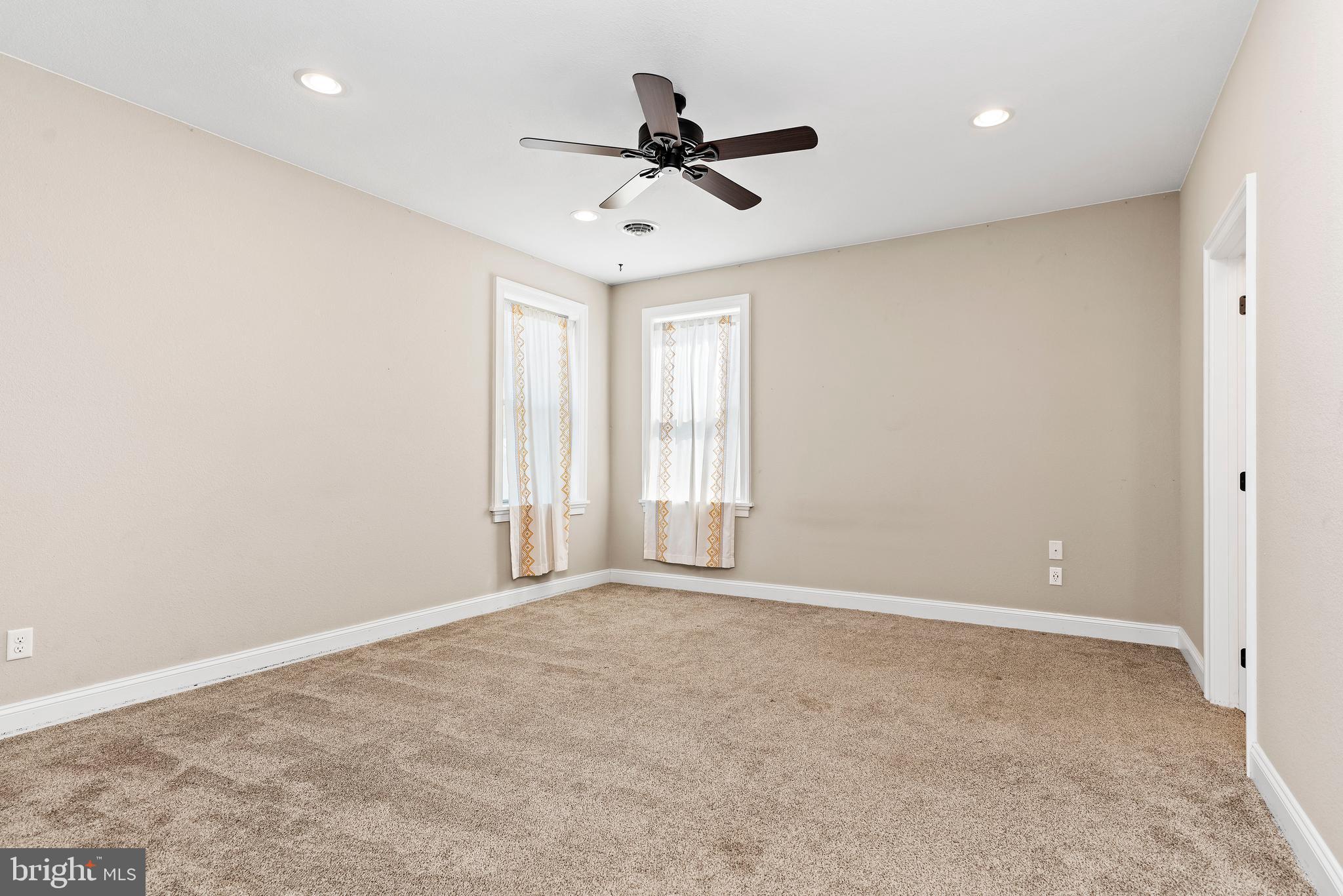 240 Stony Point Ave
