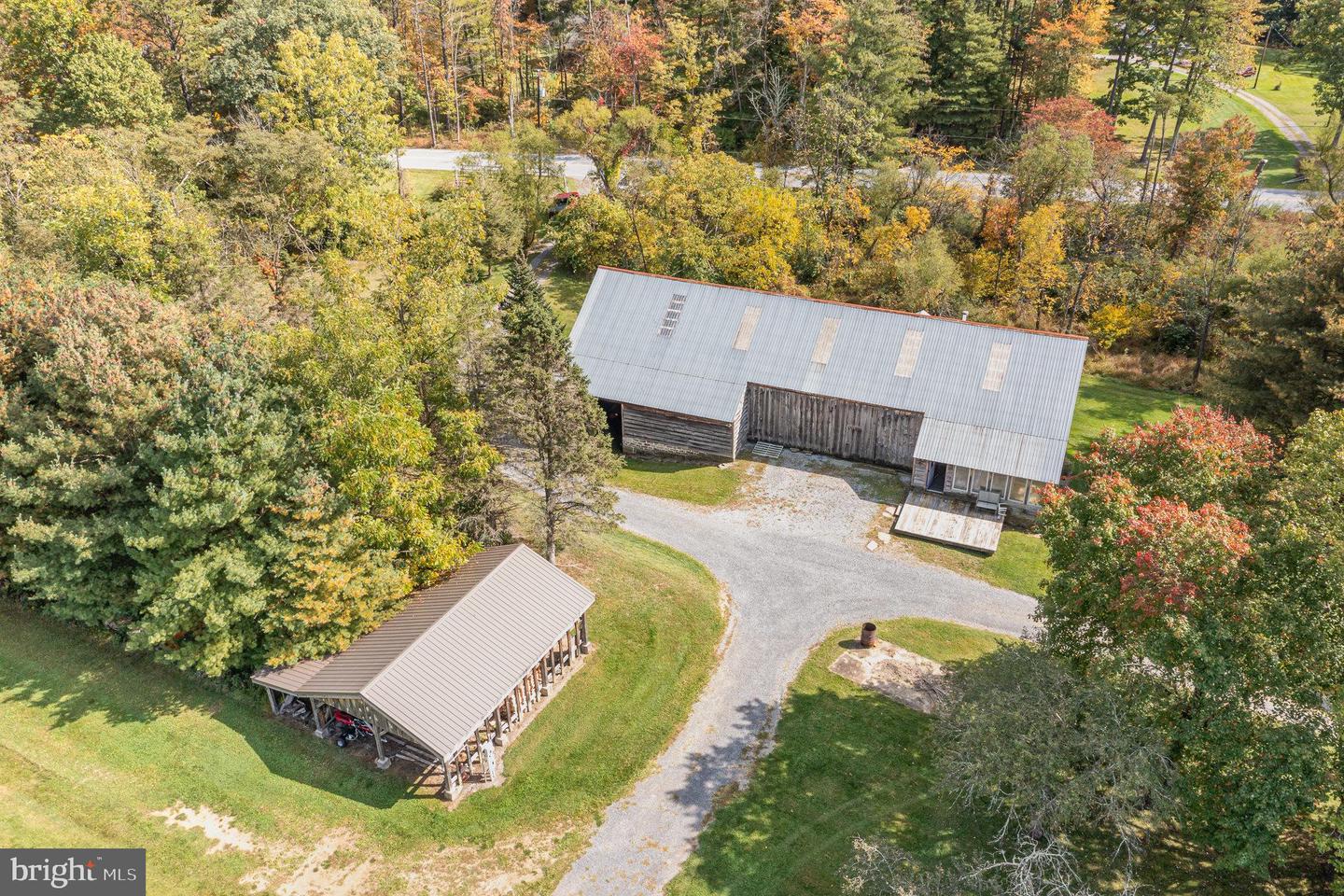 21951 Amberson Rd