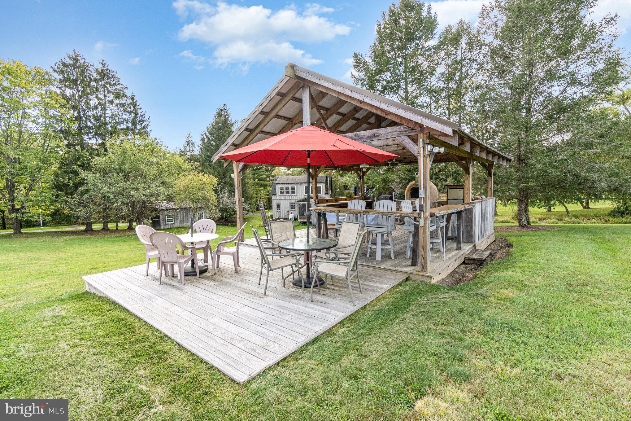 21951 Amberson Rd