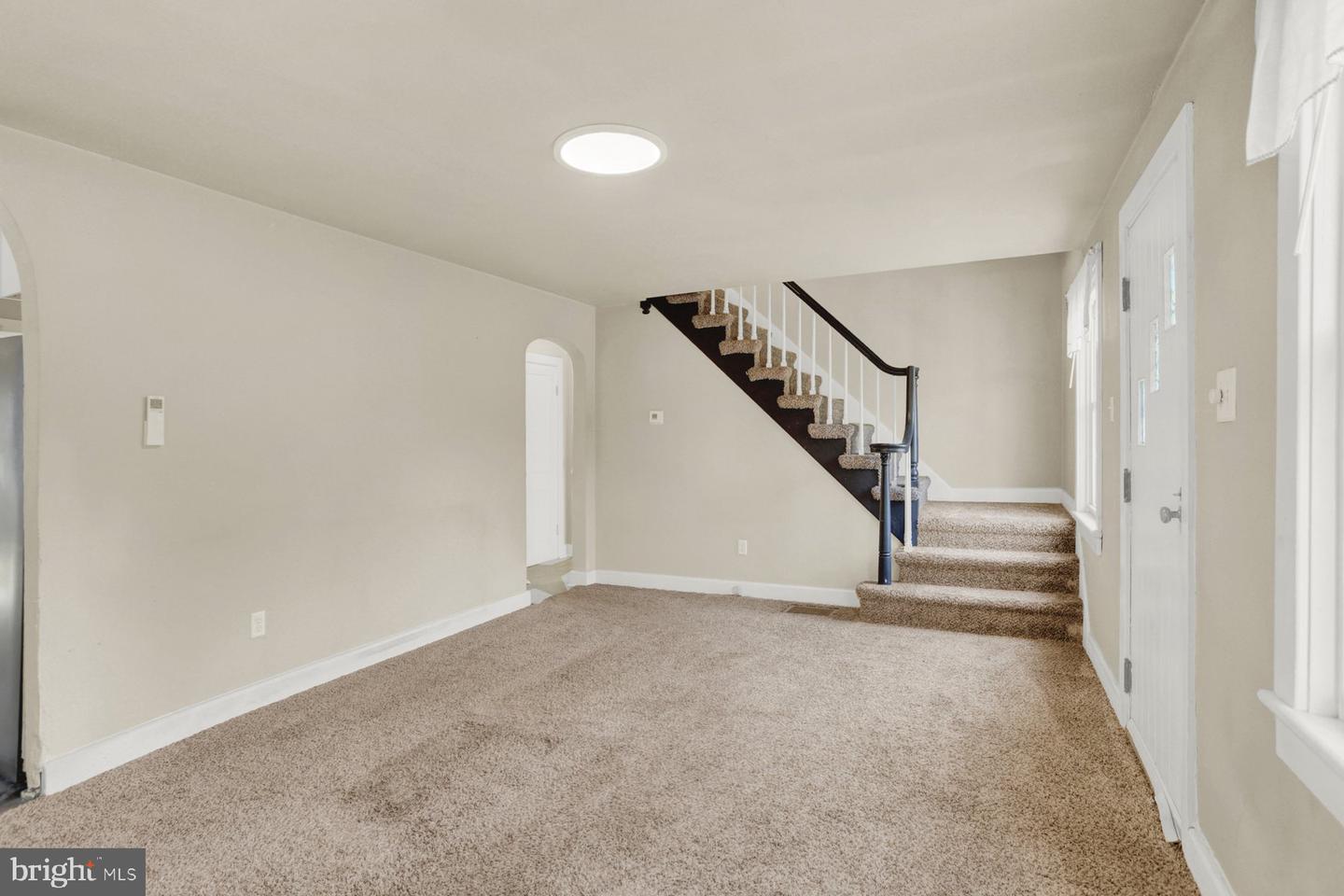 11147 S South Mountain Road
