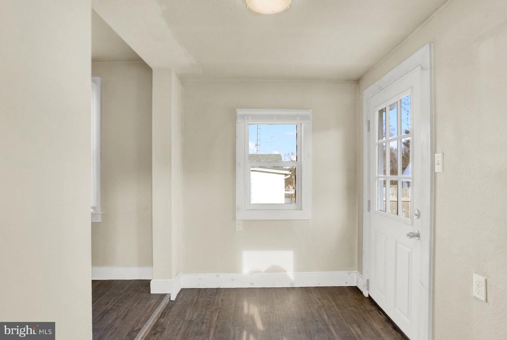 11147 S South Mountain Road