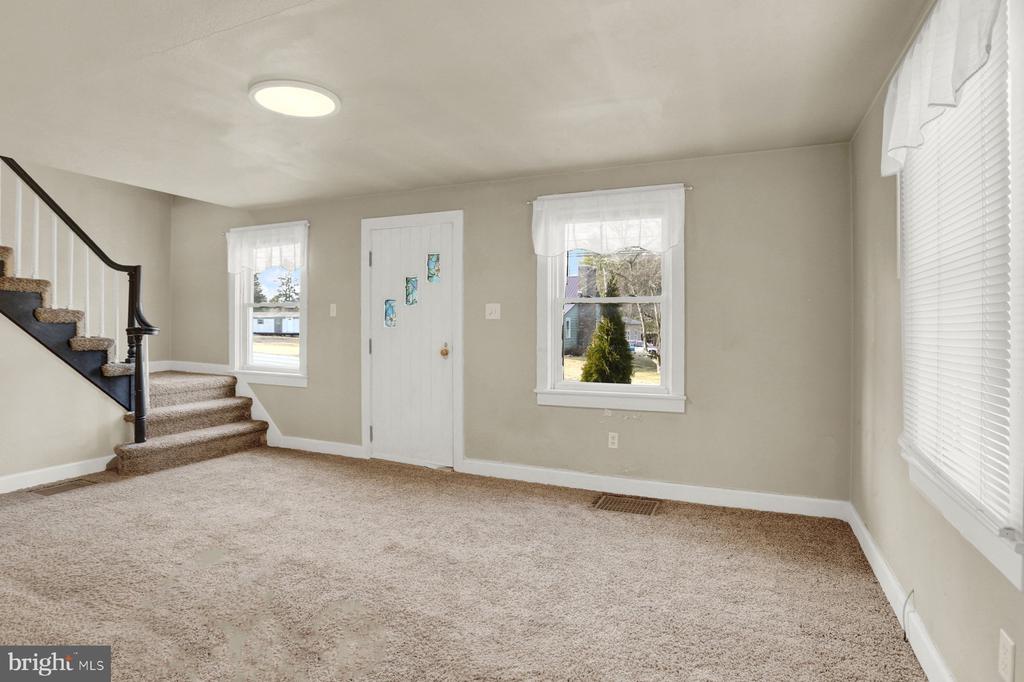 11147 S South Mountain Road