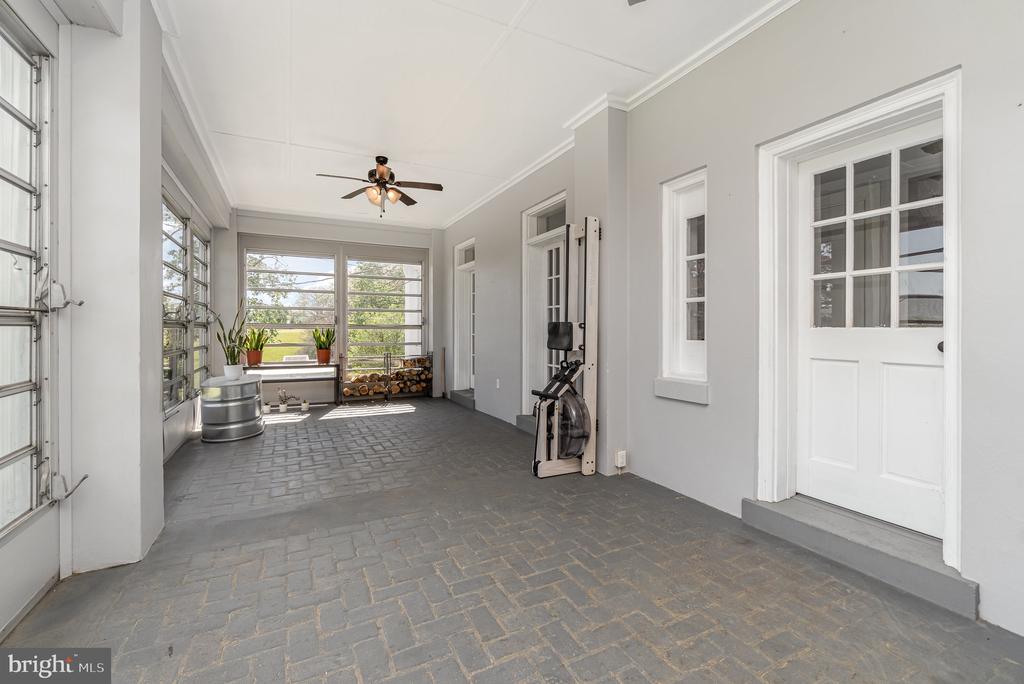 403 E Fourth Street