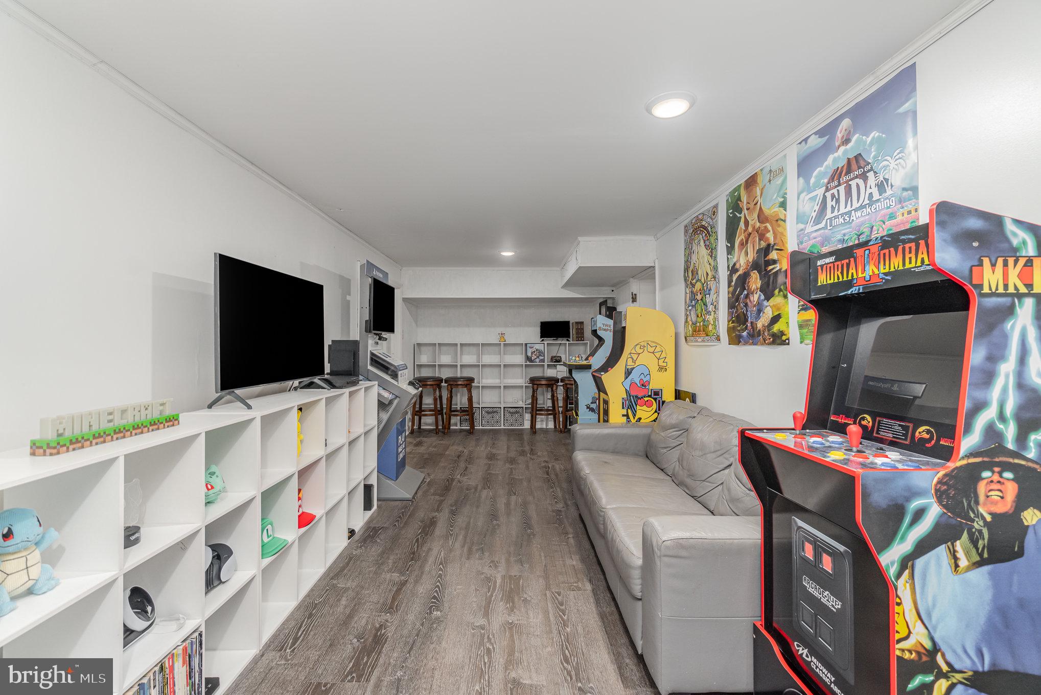 403 E Fourth Street