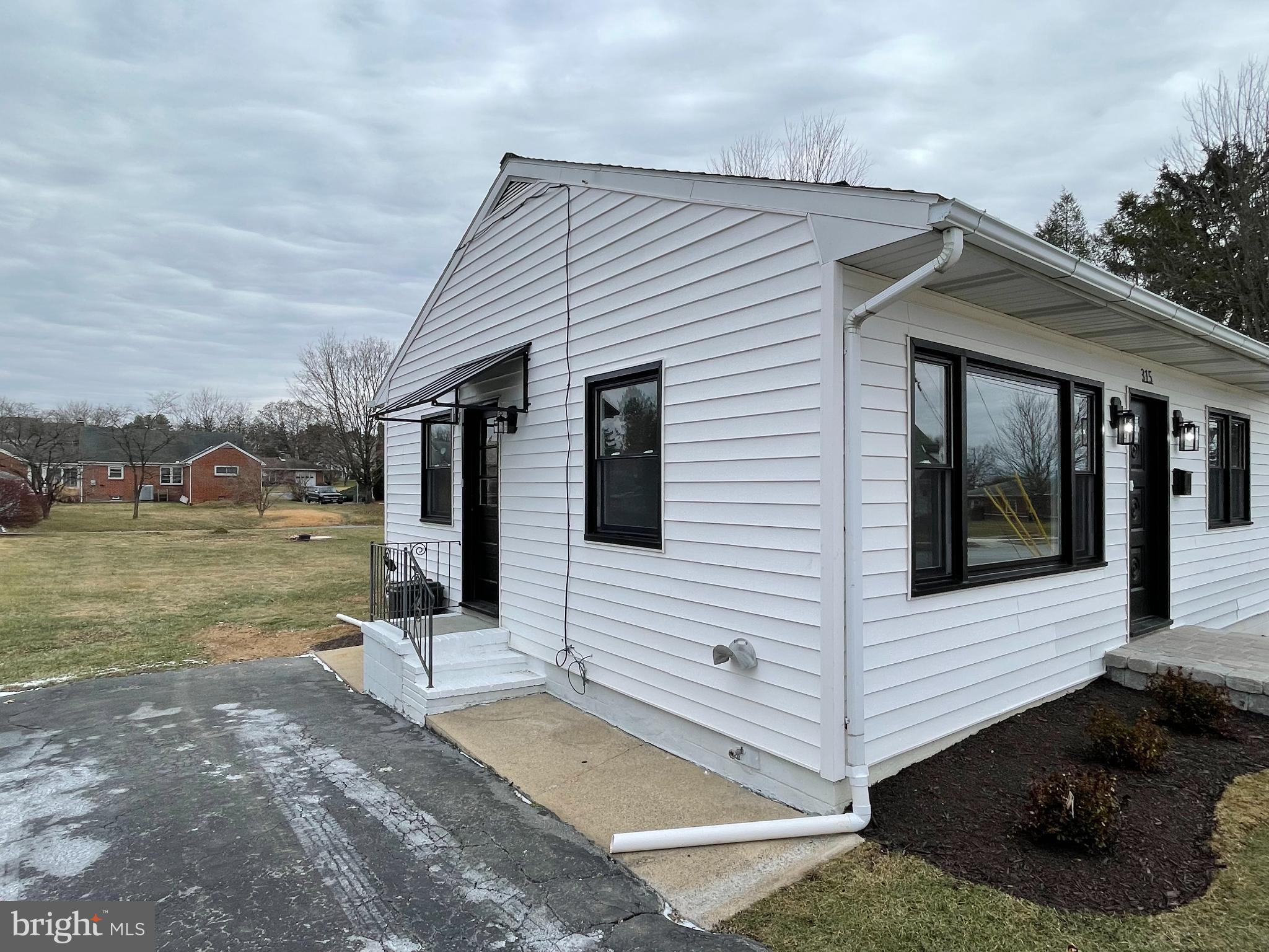 315 N FRANKLIN STREET