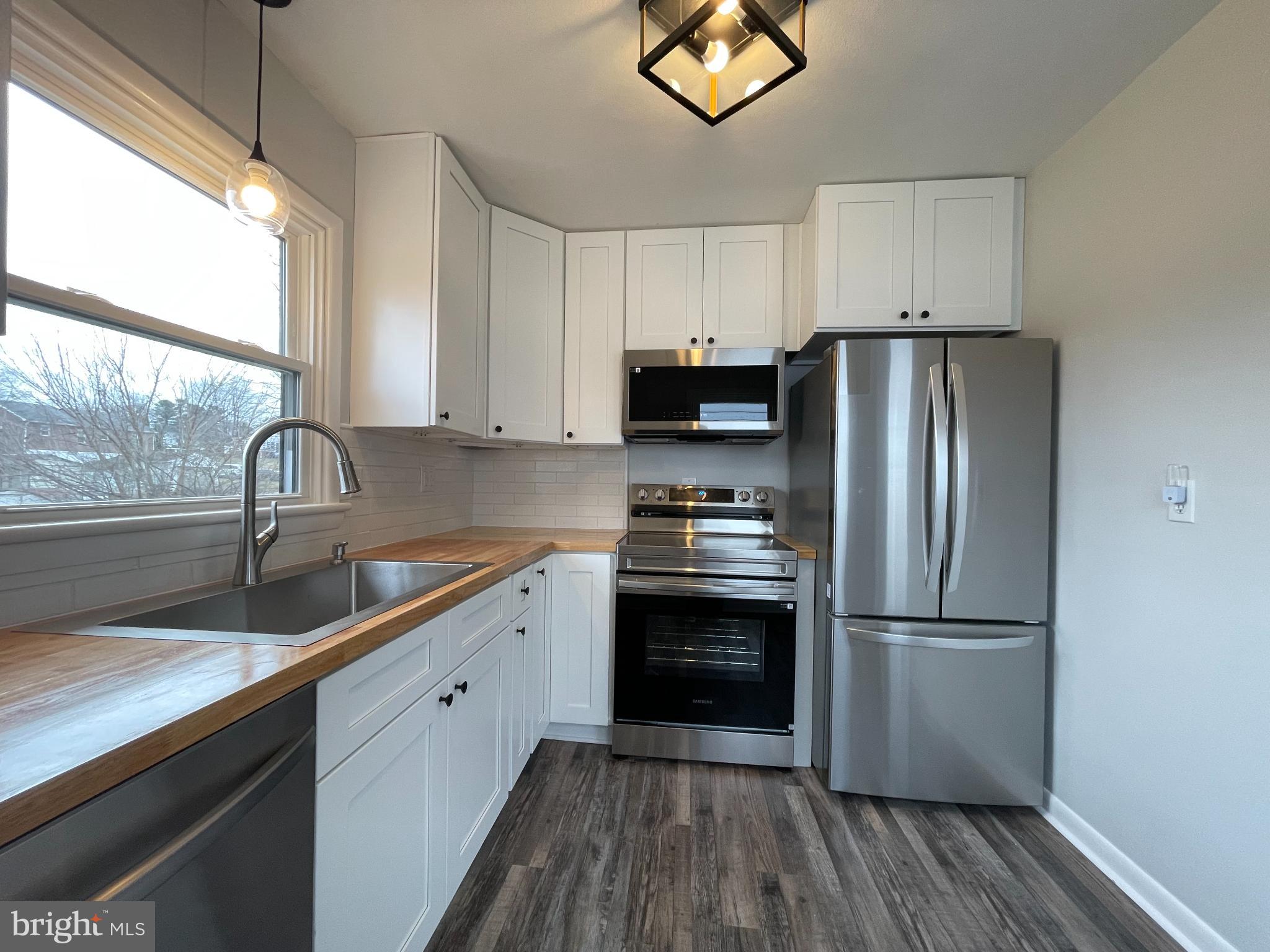 315 N FRANKLIN STREET