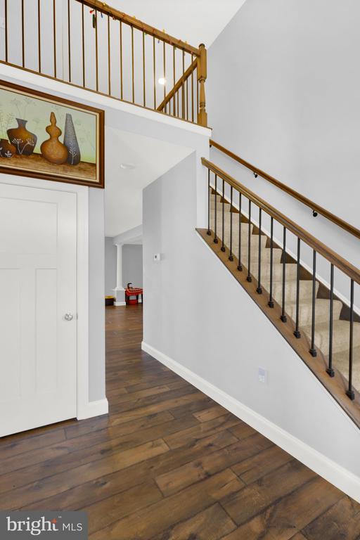 433 HARTFORD DRIVE