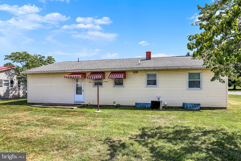 1124 BRANDON DRIVE