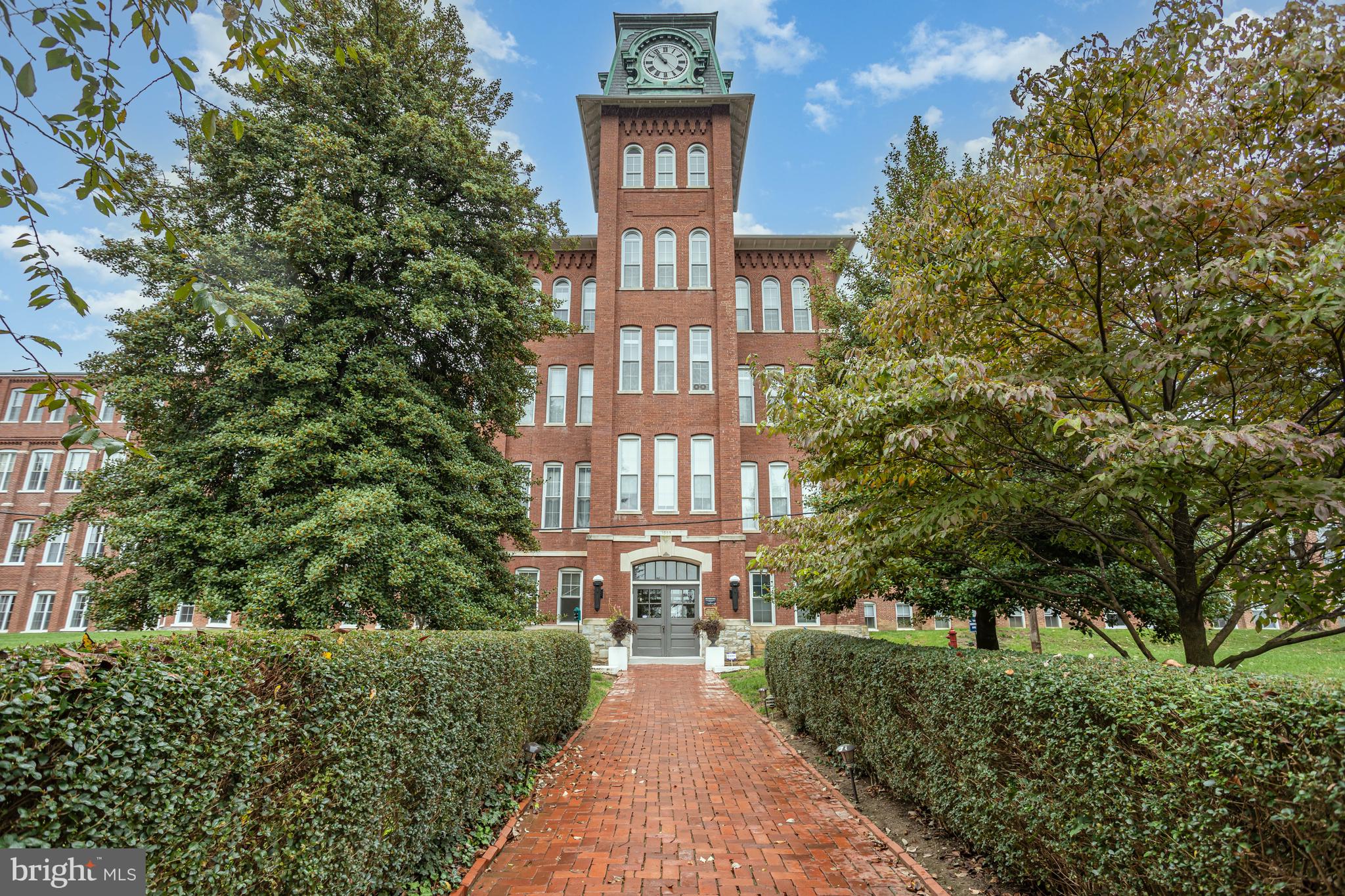 917 COLUMBIA AVENUE 217