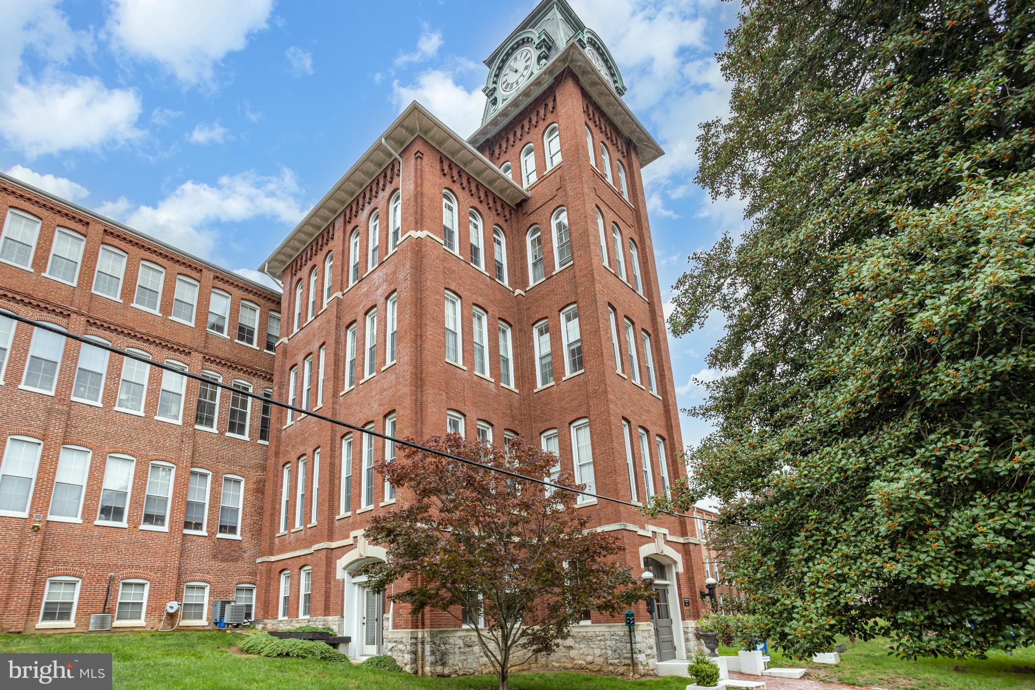 917 COLUMBIA AVENUE 217