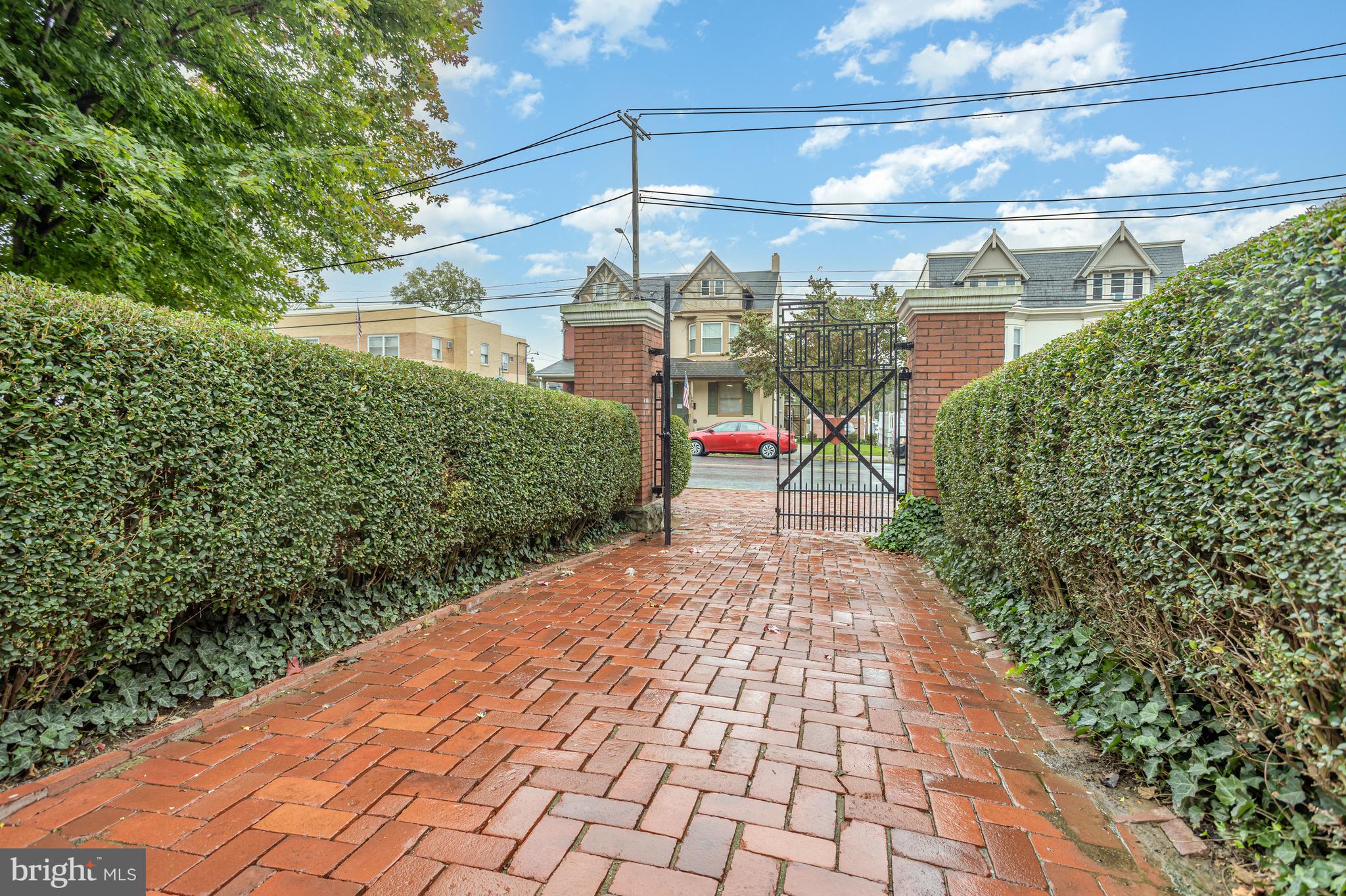 917 COLUMBIA AVENUE 217