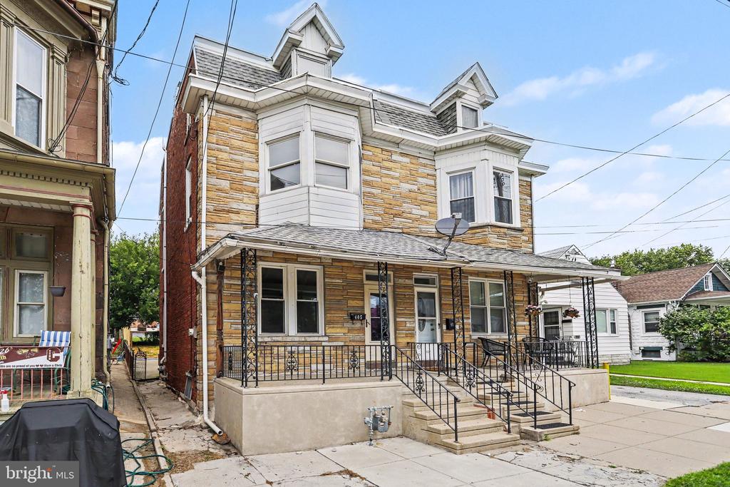 405 POPLAR STREET