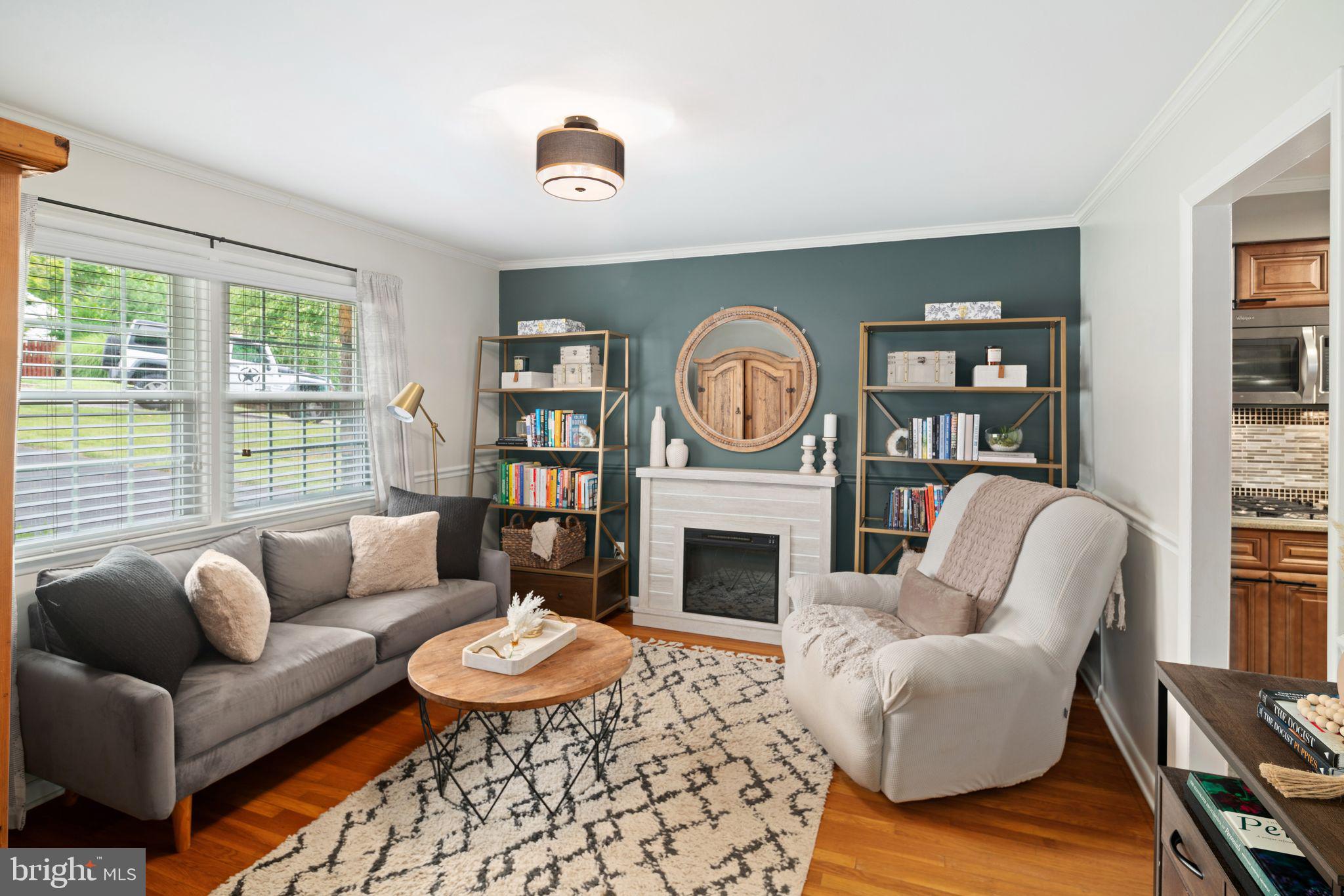 4 Balsam Pl