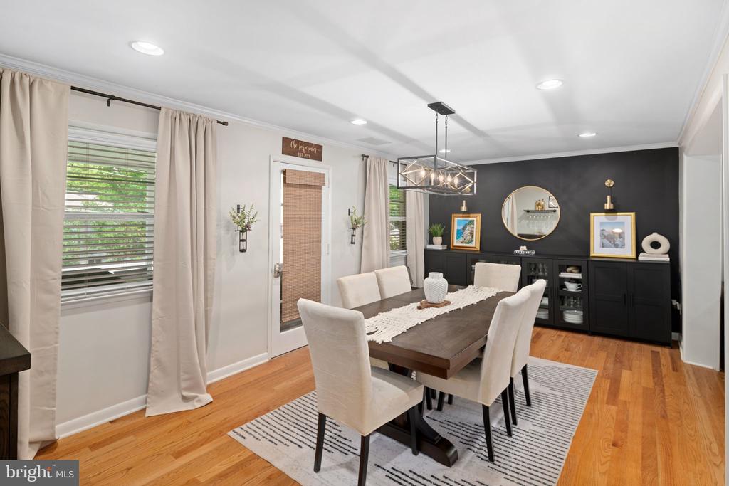 4 Balsam Pl