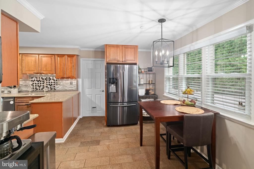 4 Balsam Pl