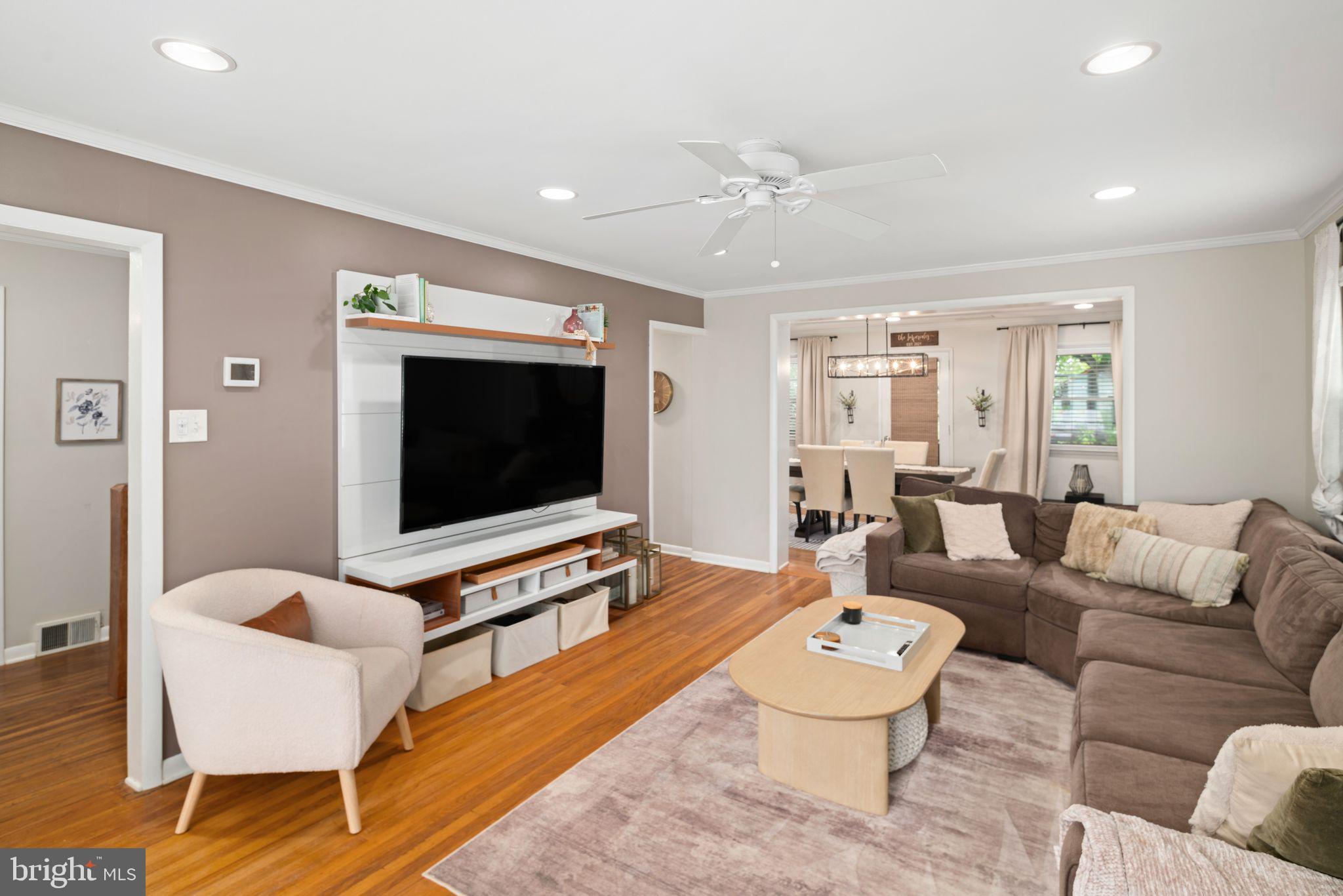 4 Balsam Pl